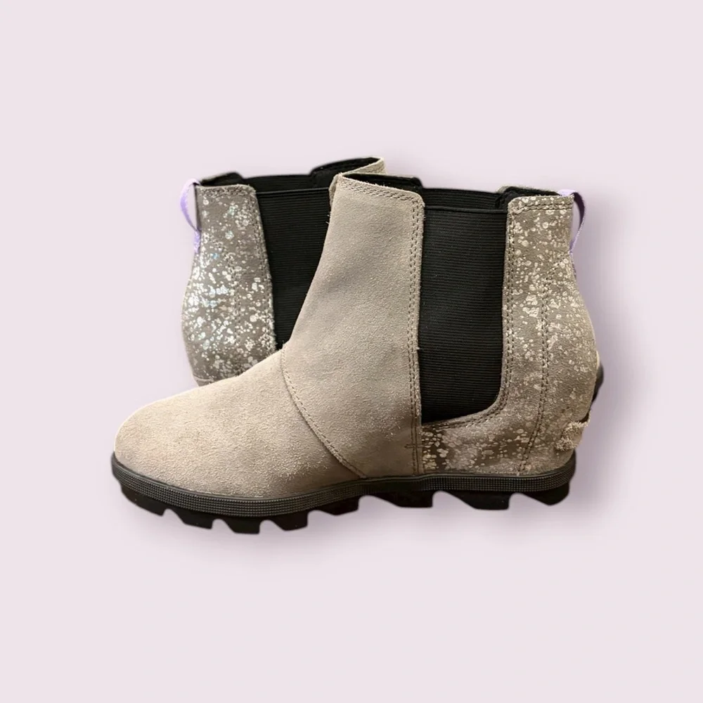 Sorel Joan of Arctic II Wedge Chelsea Gray Ankle Boots